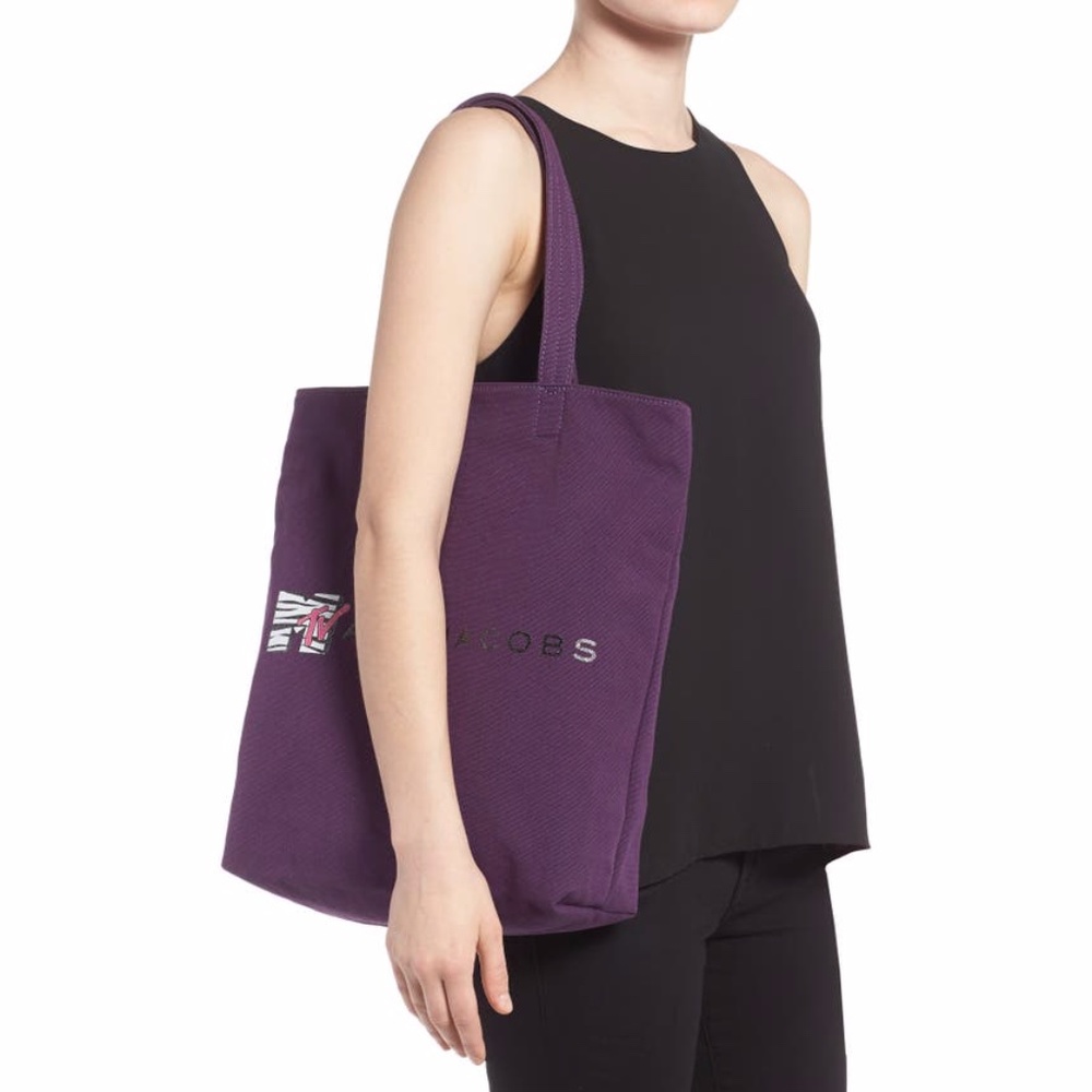 MARC JACOBS MTV Canvas Tote - Picture 2 of 4